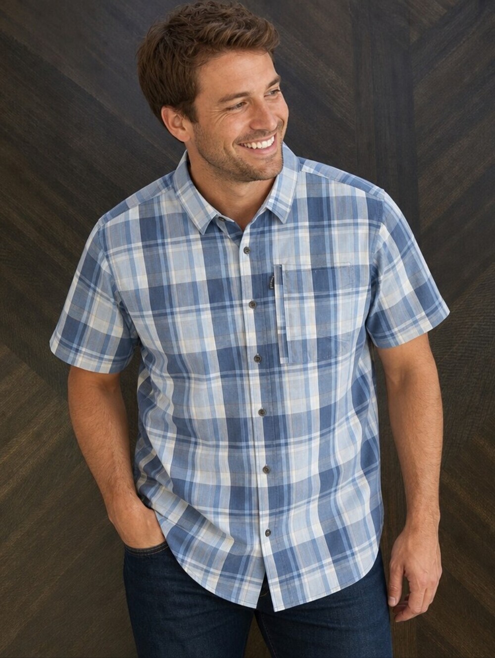NWT Free Country Men’s Excursion Poplin Plaid Short Sleeve Shirt - Blue